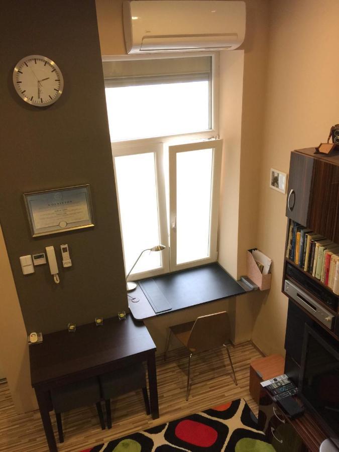 Voeroesmarty Ter Apartman Секешфехервар Экстерьер фото