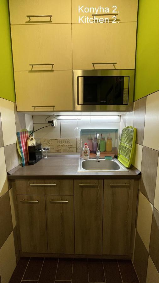 Voeroesmarty Ter Apartman Секешфехервар Экстерьер фото